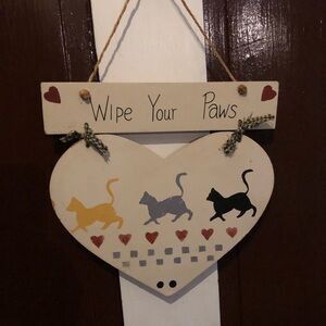 Cottage Core style “Wipe Your Paws” cat sign